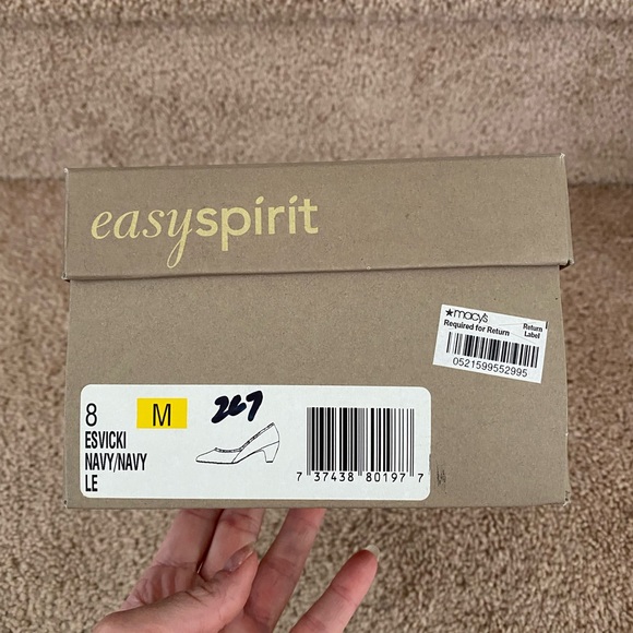 Easy Spirit Pumps - Picture 5 of 5